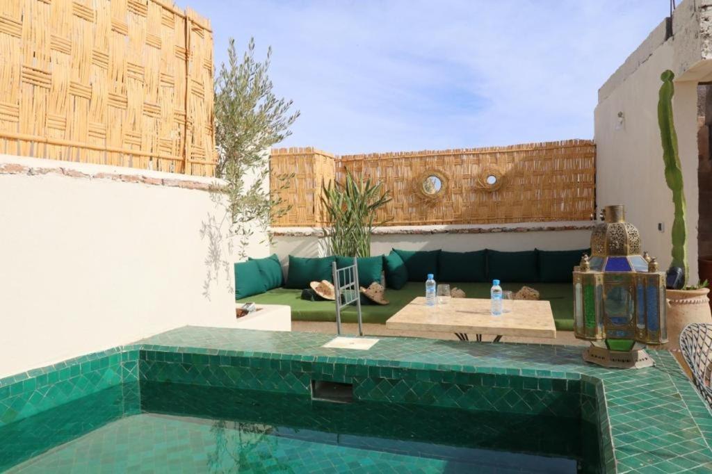 Riad 103 Medina Pool And Hammam Марракеш Экстерьер фото